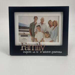 Malden 4x6 Family Frame